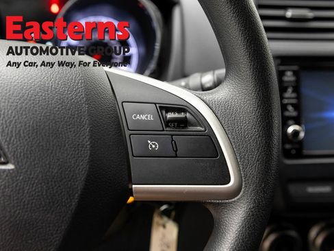Used 2025 Mitsubishi Outlander Sport LE AWD/4WD image 16