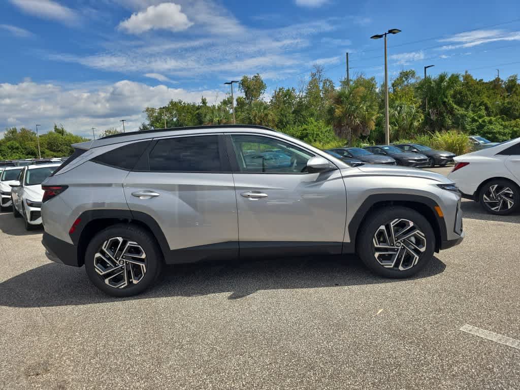 New 2026 Hyundai Tucson SEL Plus FWD image 8