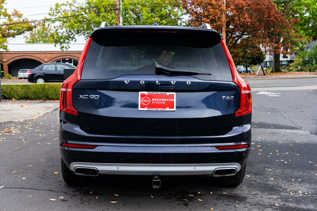 Used 2016 Volvo XC90 T6 Momentum w/ Momentum Plus Package AWD/4WD image 5