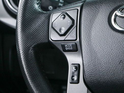Used 2023 Toyota Tacoma TRD Sport AWD/4WD image 13