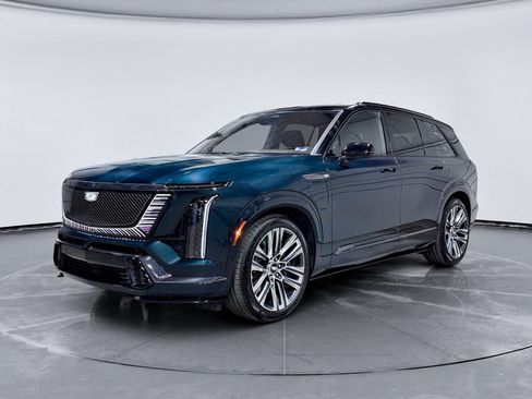 Used 2026 Cadillac Vistiq Platinum w/ LPO, Floor Liner Package AWD/4WD image 1
