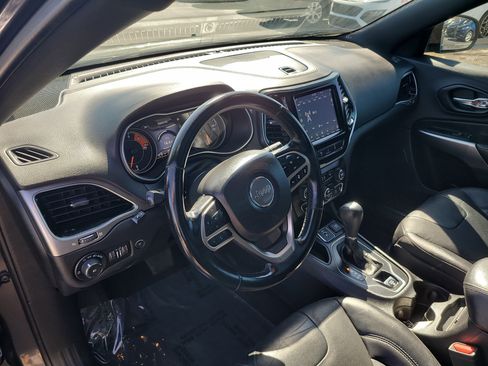 Used 2021 Jeep Cherokee High Altitude image 19