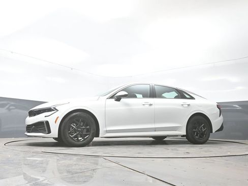Used 2025 Kia K5 LXS image 53