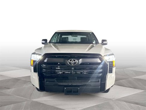 Used 2025 Toyota Tundra SR image 3
