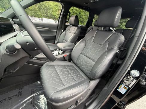 Used 2024 Kia Telluride EX X-Line AWD/4WD image 17