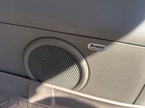 Used 2014 Jeep Patriot Limited w/ Sun/Sound Group image 14