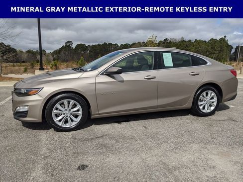 Used 2025 Chevrolet Malibu LT image 6