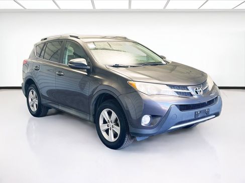 Used 2014 Toyota RAV4 XLE image 3