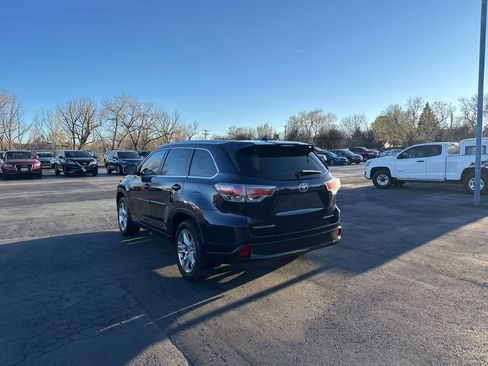 Used 2014 Toyota Highlander Limited w/ Driver Technology Package image 15