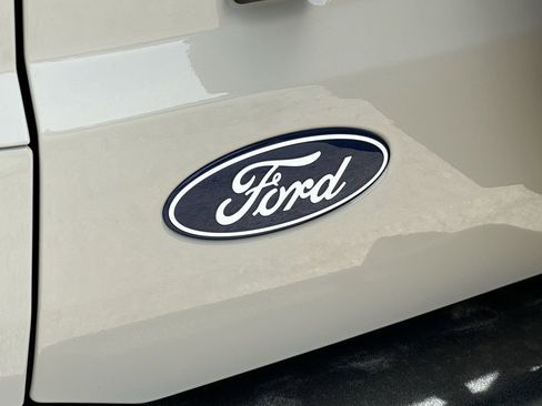 New 2026 Ford Bronco Outer Banks w/ Sasquatch Package AWD/4WD image 28