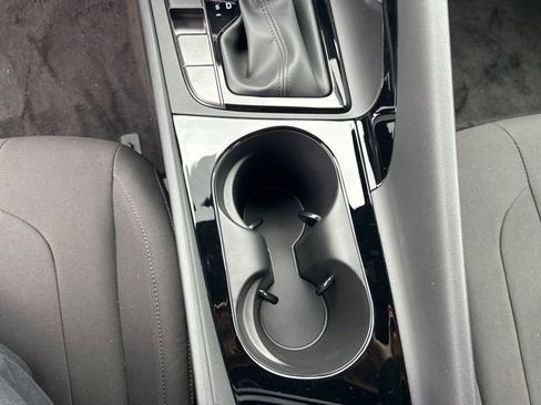 New 2026 Hyundai Elantra SEL Sport Premium FWD image 24