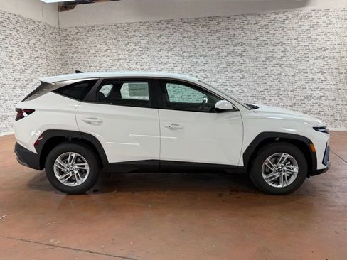 New 2026 Hyundai Tucson SE FWD image 6