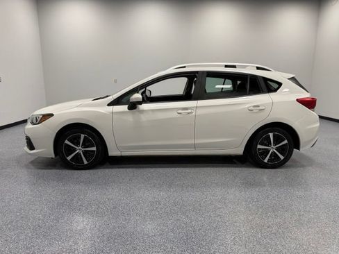 Used 2022 Subaru Impreza 2.0i Premium AWD/4WD image 5