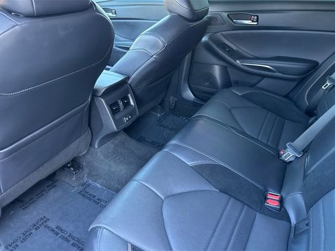 Used 2022 Toyota Avalon XSE image 11