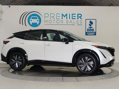 Used 2024 Nissan Ariya AWD image 18