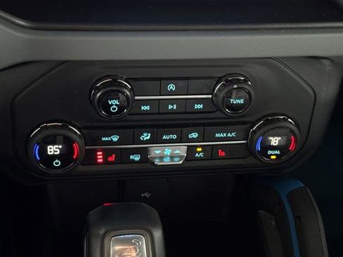 Used 2023 Ford Bronco Black Diamond image 25