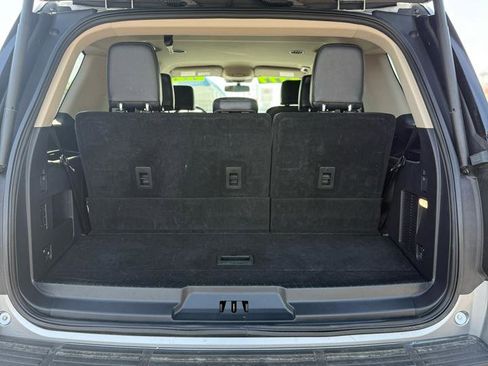 Used 2023 Ford Expedition XLT AWD/4WD image 19