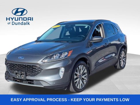 Used 2022 Ford Escape Titanium w/ Class II Trailer Tow Package AWD/4WD image 1