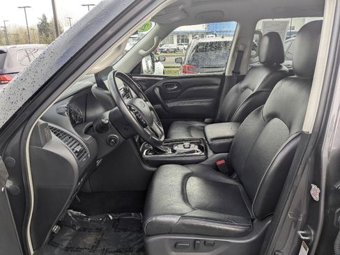 Used 2024 INFINITI QX80 Luxe image 18