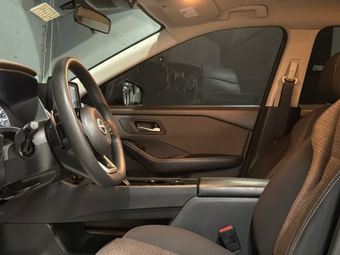 Used 2022 Nissan Rogue SV AWD/4WD image 9
