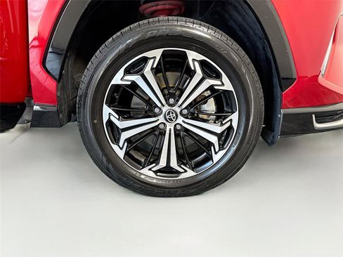 Used 2022 Toyota RAV4 XSE AWD/4WD image 35