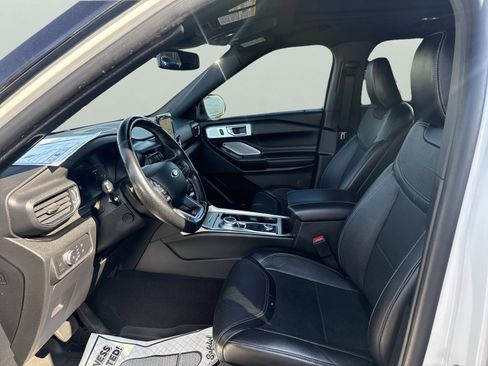 Used 2020 Ford Explorer ST w/ ST Street Pack AWD/4WD image 22