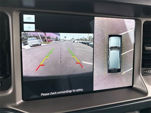 Used 2023 Ford Bronco Outer Banks image 33