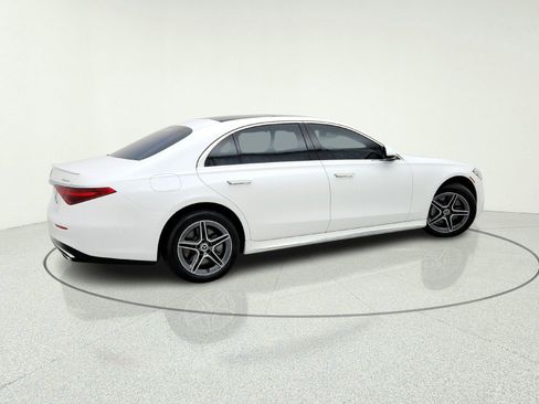 Certified 2024 Mercedes-Benz S 580e 4MATIC Sedan w/ AMG Line image 8