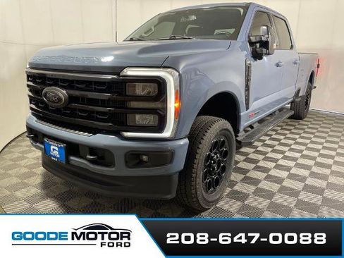 Certified 2023 Ford F350 Lariat w/ Black Appearance Package AWD/4WD image 4