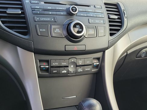 Used 2009 Acura TSX w/ Technology Package image 28