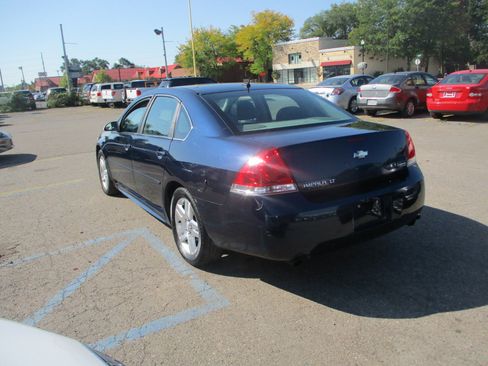 Used 2012 Chevrolet Impala LT w/ LT Sunroof Package image 4