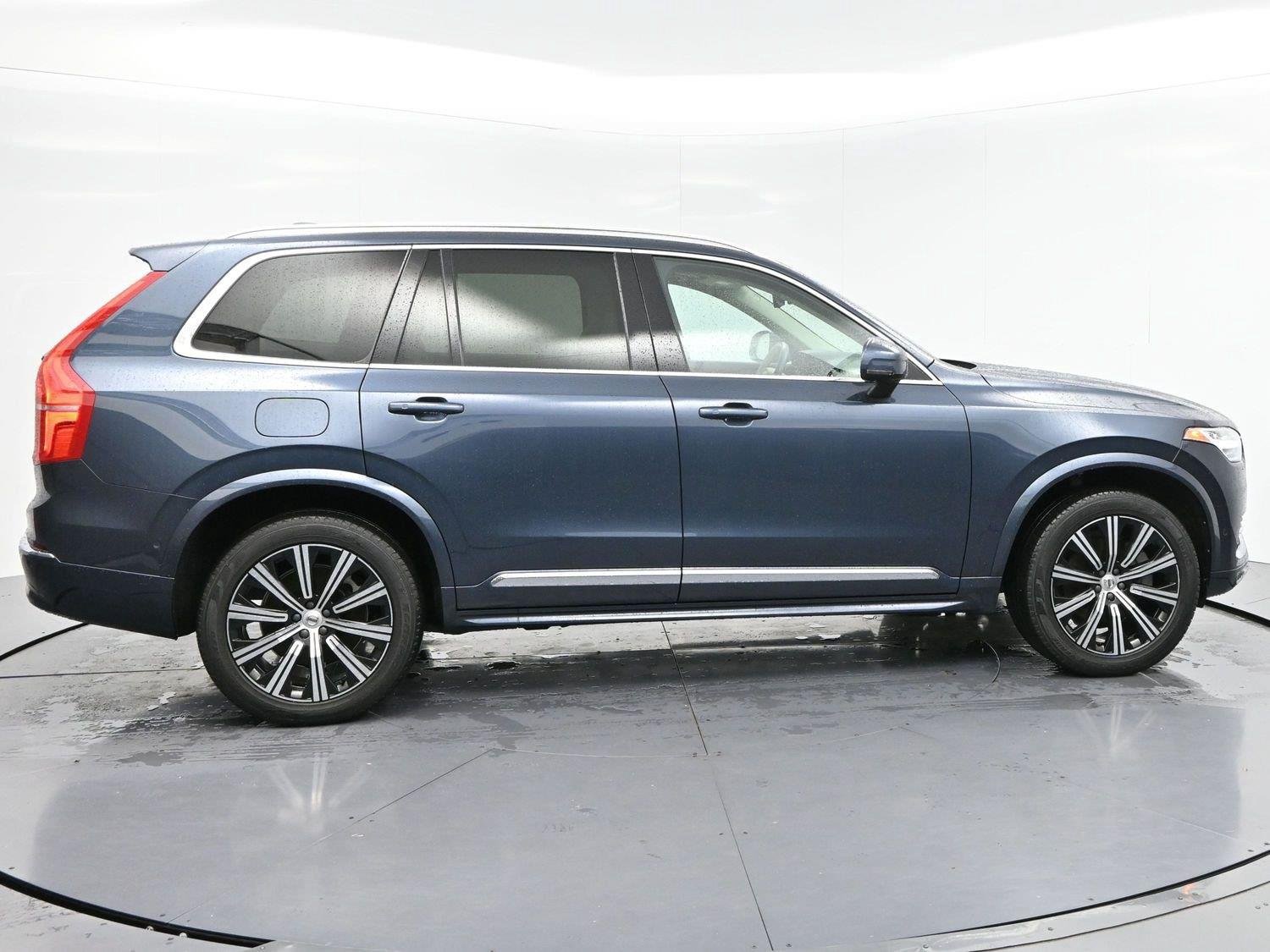 Used 2023 Volvo XC90 B6 Plus w/ Protection Package AWD/4WD image 8