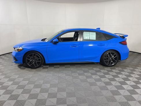 Certified 2022 Honda Civic Sport Touring image 2