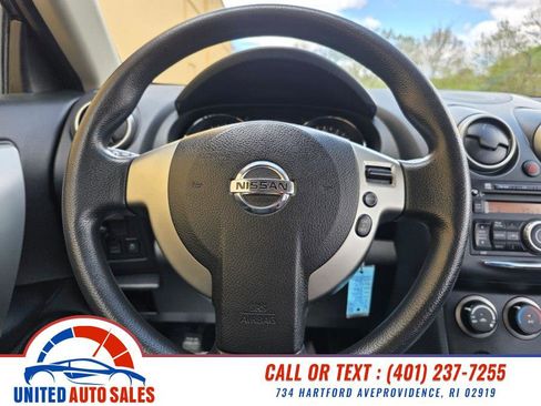 Used 2012 Nissan Rogue S AWD/4WD image 17