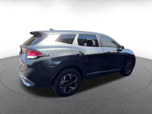 Used 2025 Kia Sportage LX image 15