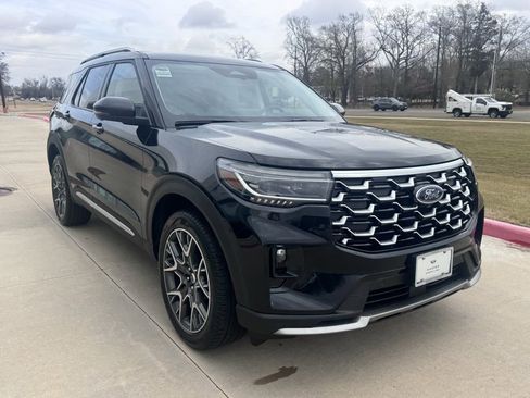 Used 2025 Ford Explorer Platinum w/ Ultimate Package image 6