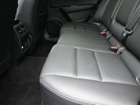 Used 2024 Nissan Rogue SL w/ SL Premium Package image 17