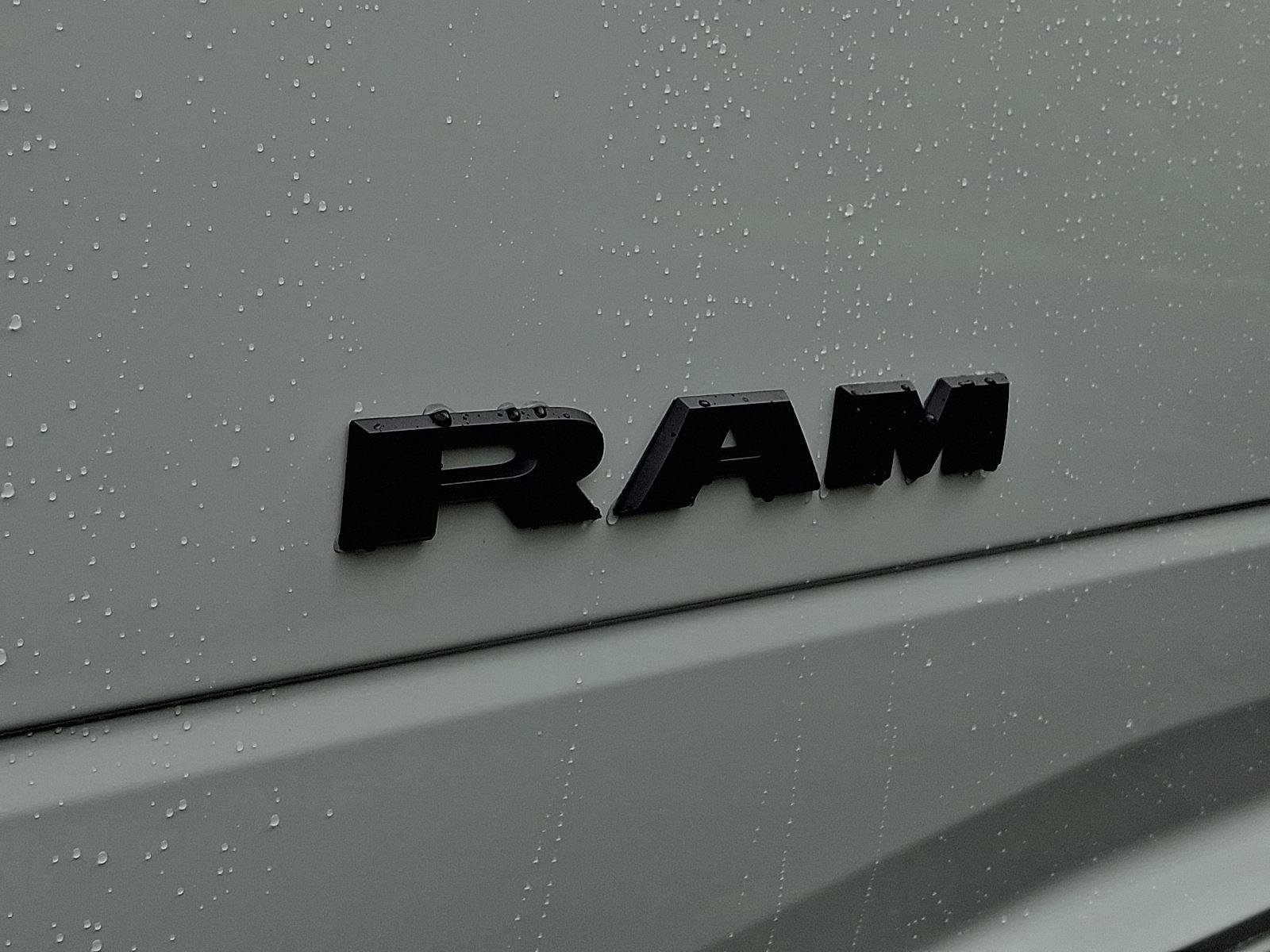 New 2026 RAM 3500 Big Horn AWD/4WD image 19