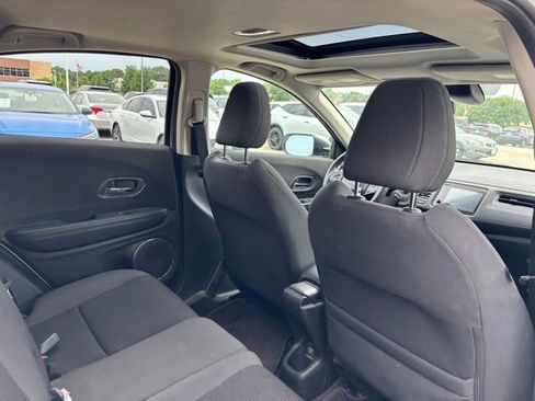Used 2020 Honda HR-V EX image 19