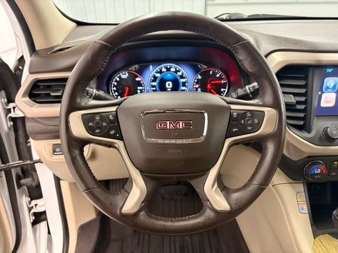 Used 2019 GMC Acadia Denali w/ Technology Package AWD/4WD image 17