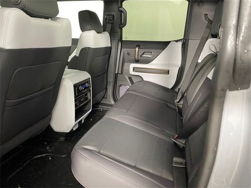 New 2025 GMC Hummer EV 3X w/ Extreme Off-Road Package image 16