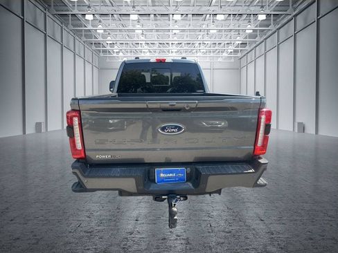 Used 2023 Ford F250 Lariat w/ Sport Appearance Package AWD/4WD image 5
