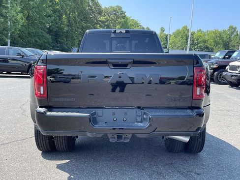 New 2026 RAM 3500 Big Horn AWD/4WD image 7