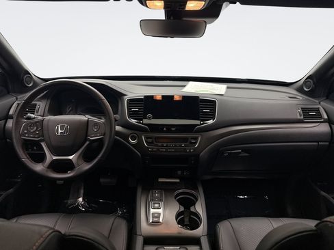 Used 2022 Honda Passport TrailSport image 14