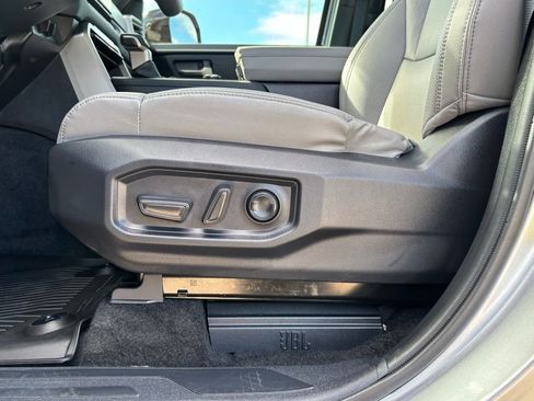 Used 2025 Toyota Tundra Limited image 13