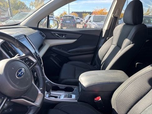 Used 2019 Subaru Ascent Premium image 17