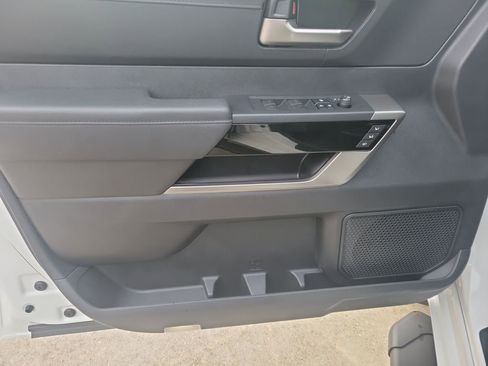 Certified 2025 Toyota Tundra Limited image 11