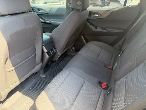Used 2025 Chevrolet Equinox LT AWD/4WD image 14