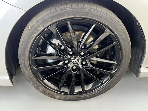 Used 2024 Toyota Camry XSE w/ Navigation Package image 14