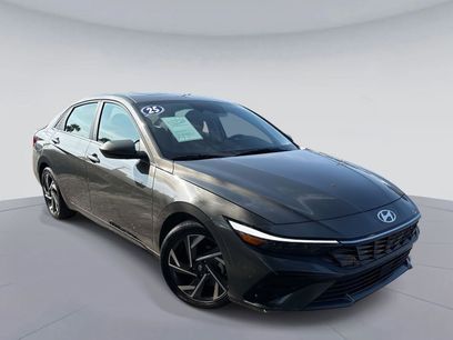 Certified 2025 Hyundai Elantra SEL
